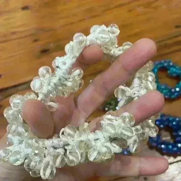 Scrunchies Vintage Beaded retro stretch elastic hair ties set of 5 - Picture 3 of 6